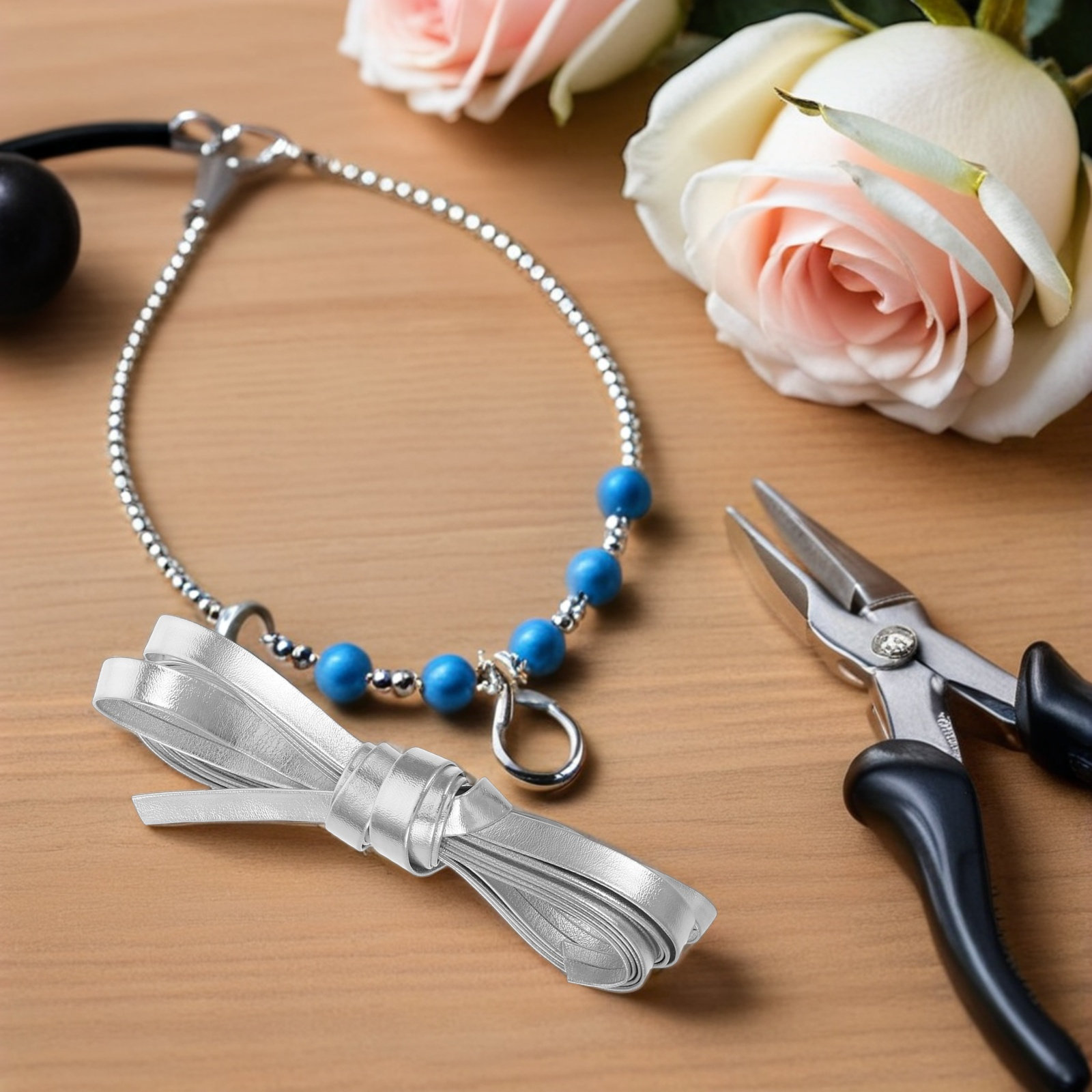 Leatherwork Jewelry - قطعتان من شريط الجلد الصناعي للحرف