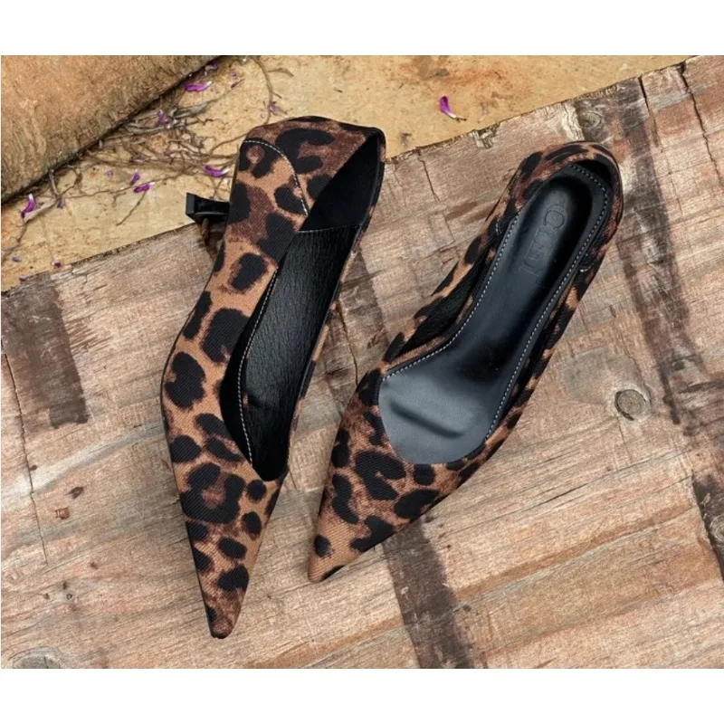 2024 المرأة مثير عالية الكعب ب - مراجعة Leather Work Heels وسعره