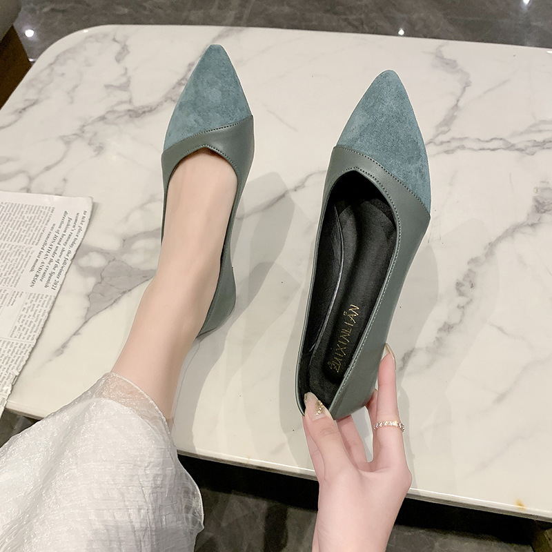 أحذية جلدية سوداء مسطحة للنساء - مراجعة Leather Work Heels وسعره