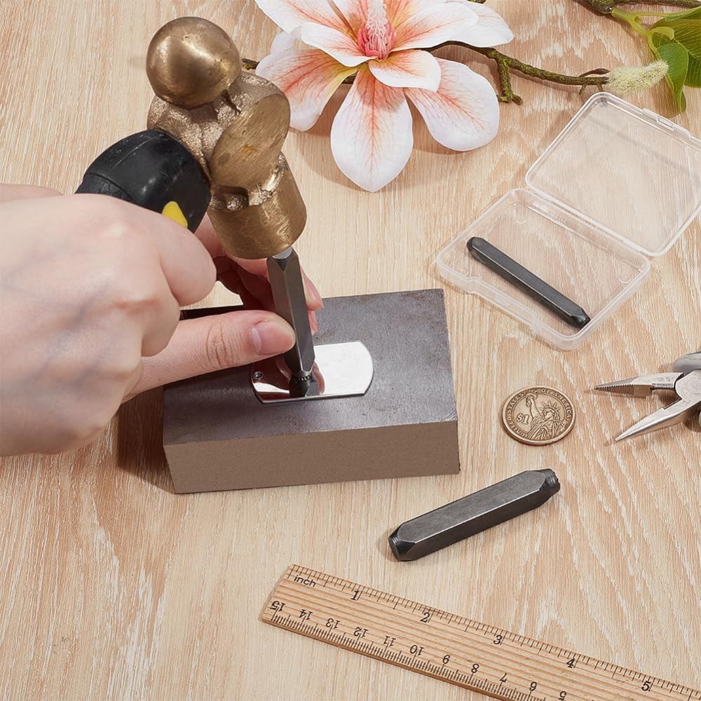 3 قطع من أختام معدنية بتصميم ق - مراجعة Leatherwork Jewelry وسعره