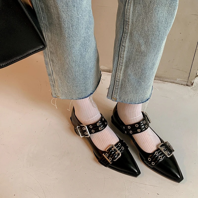 أحذية نسائية مصمم فاخر كعب منخ - مراجعة Leather Work Heels وسعره